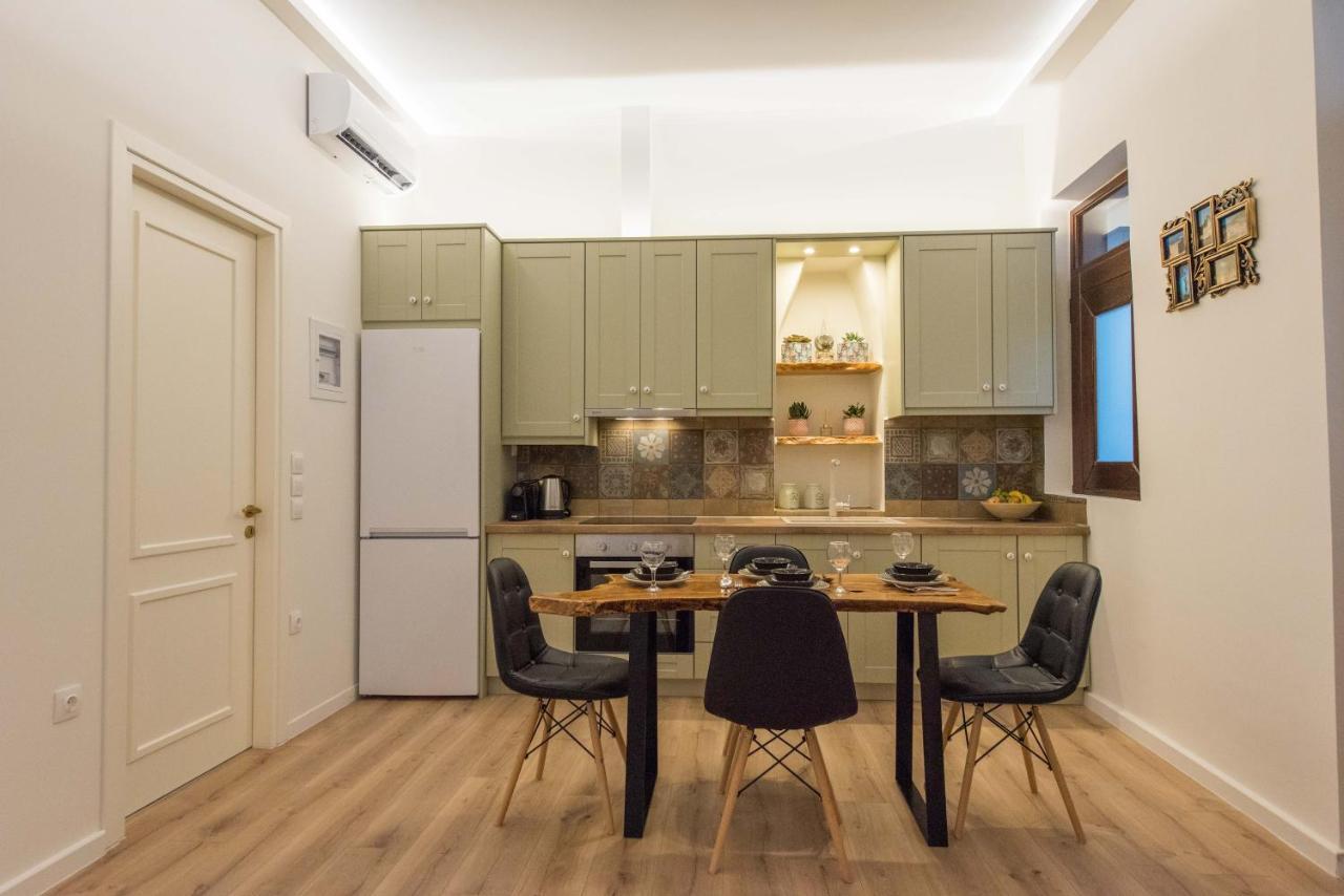 1571_ Suites A2 Nafpaktos Esterno foto