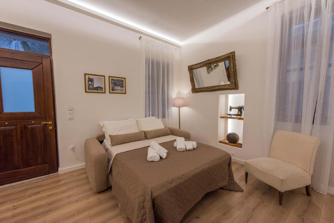 1571_ Suites A2 Nafpaktos Esterno foto