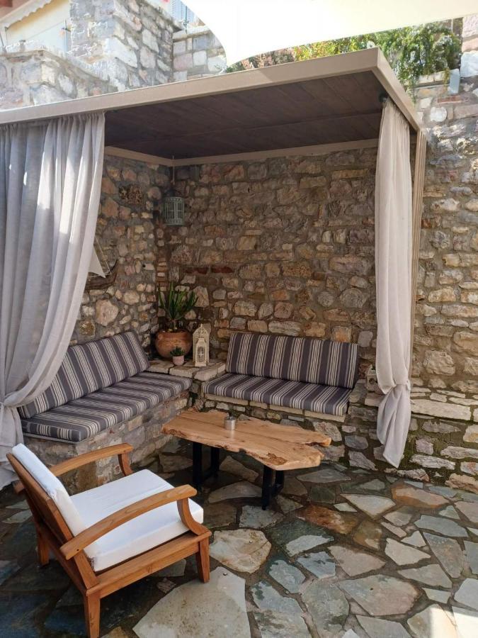 1571_ Suites A2 Nafpaktos Esterno foto